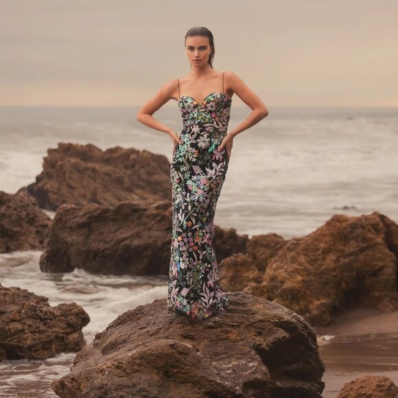 Mac Duggal 49827 Size 8 Spaghetti Strap Bustier Floral Embroidered Gown Dress - Picture 2 of 6